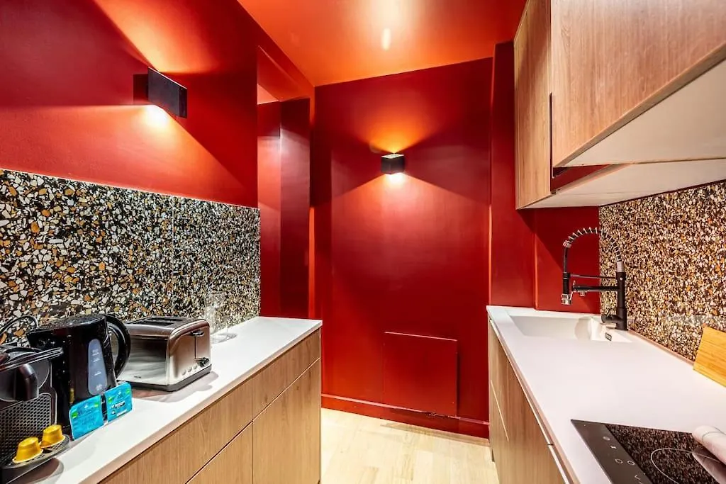 Lovely Apartment In The Heart Of Paris
